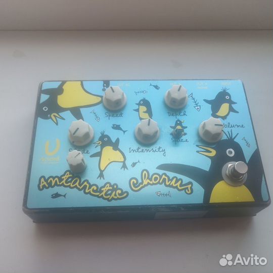 Гитарная педаль Antarctic Chorus