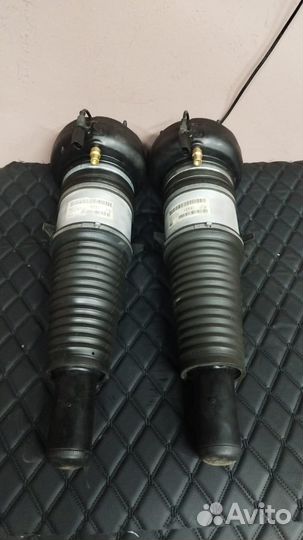 Audi A8 передние пневмостойки