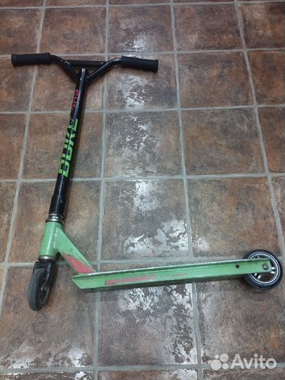 Трюковой самокат