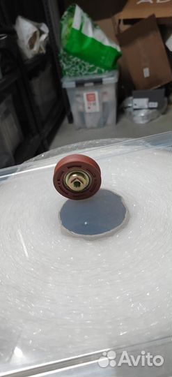 Ролик двери D50мм KM89628G02 Kone