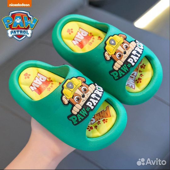 Новые детские тапочки