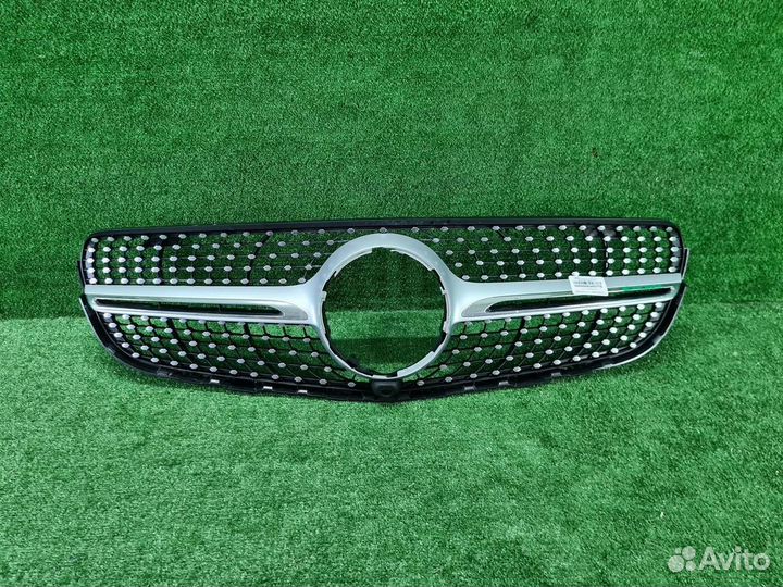 Решетка радиатора Mercedes-Benz GLC