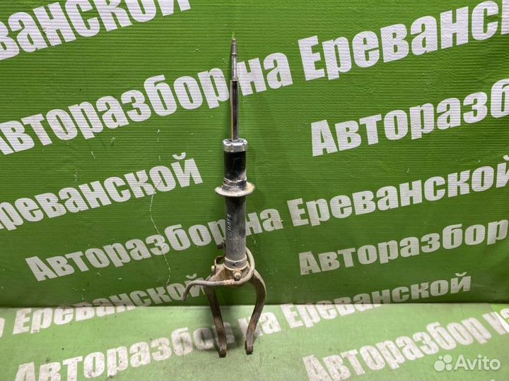 Стойка подвески передняя правая Hyundai Sonata EF