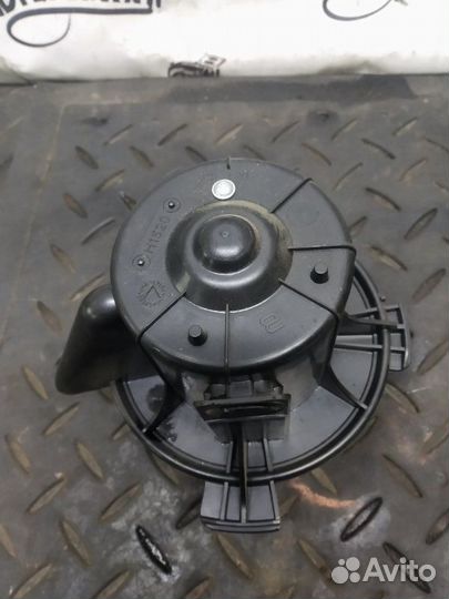 Моторчик печки Citroen C4 хэтчбек EP6 2010