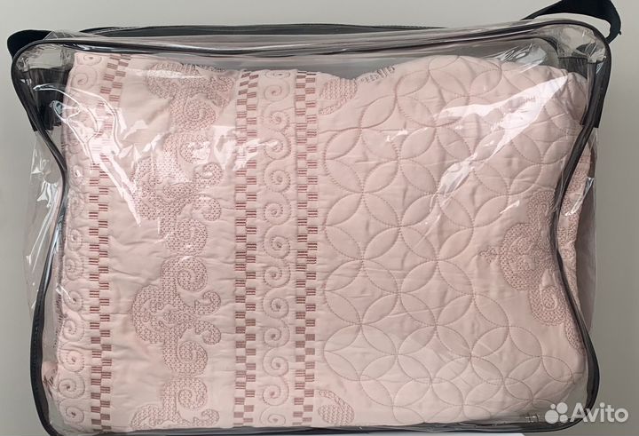 Покрывало с наволочками комплект 2,2*2,6