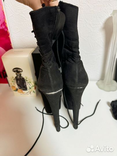 Стрипы pleaser тройки 8