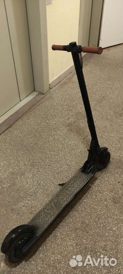 Продаю электросамокат