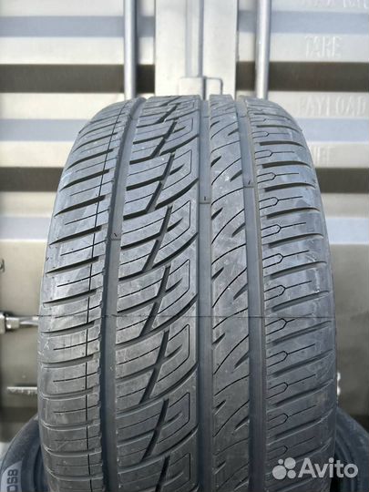 Delinte DS8 275/45 R21