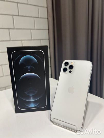 iPhone 12 Pro, 256 ГБ