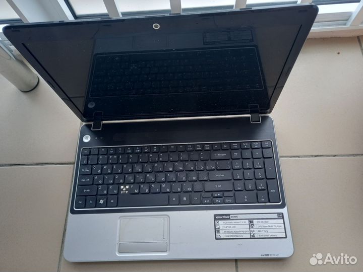Ноутбук emachines d640g