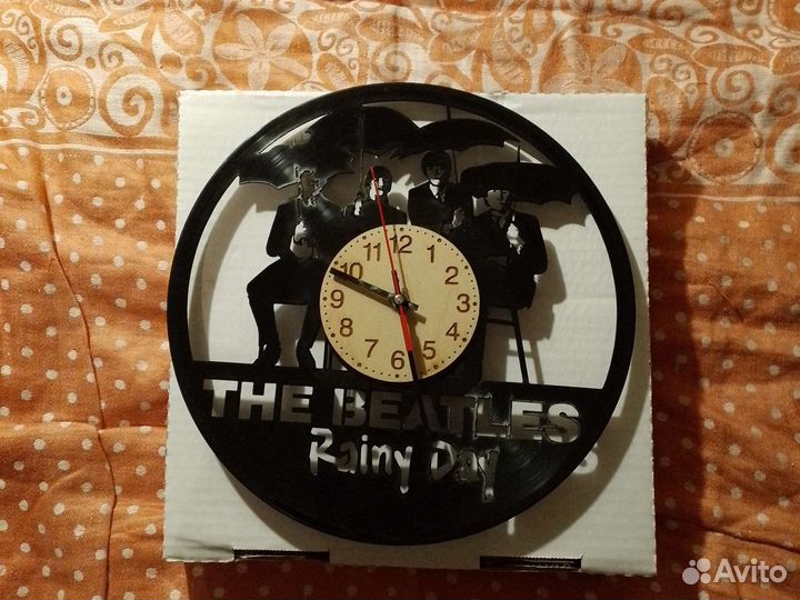 Часы настенные