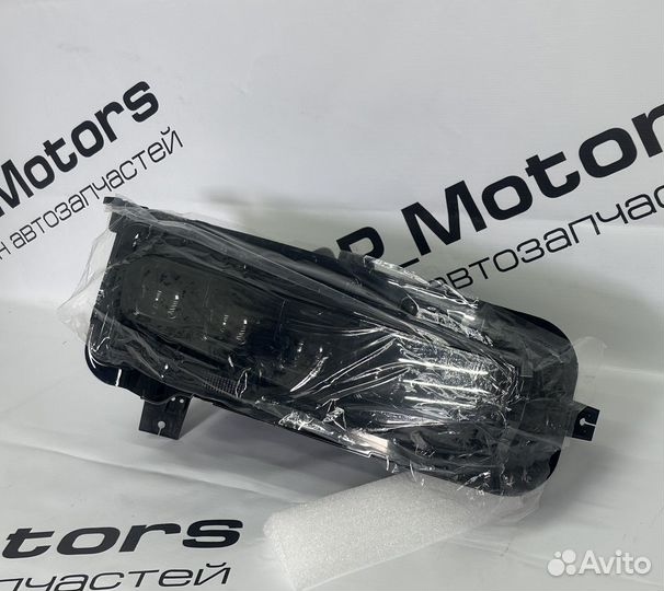 Фара правая на zeekr 001