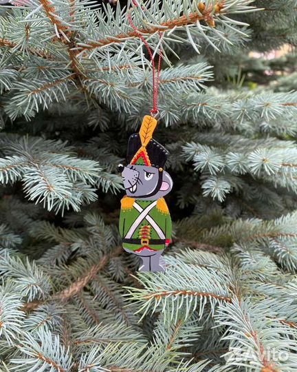 Мышонок служка (ёлочная игрушка)