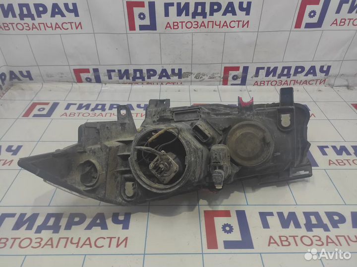 Фара правая Renault Megane 2 260103726R