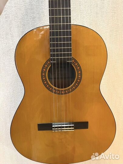 Акустическая гитара yamaha c40