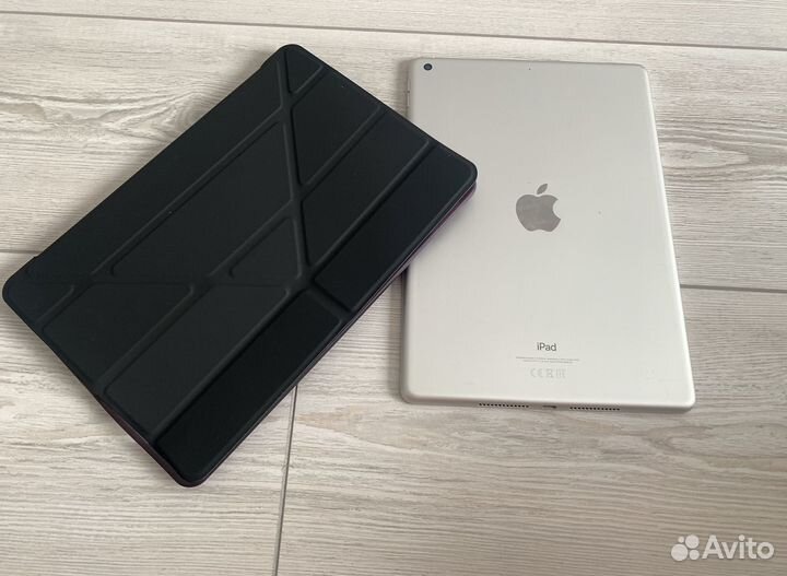 iPad 7 2019 32gb WiFi + новый чехол