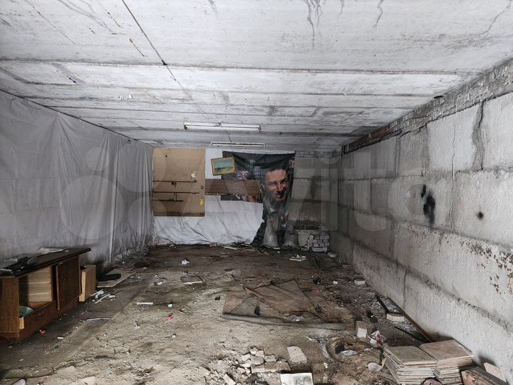 Гараж, > 30 м²