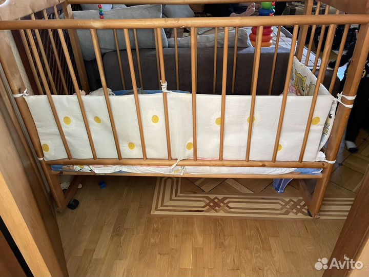 Кроватка детская