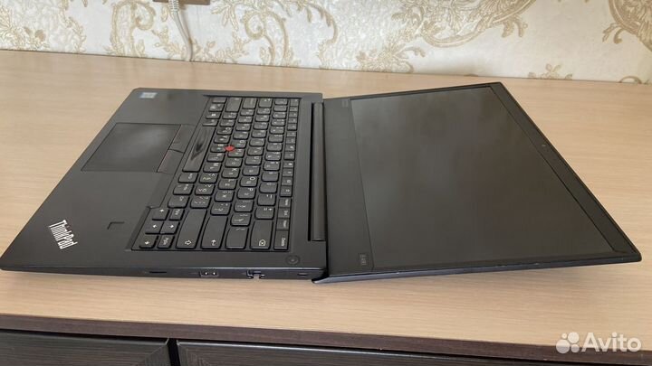 Lenovo ThinkPad E490 (i5-8265U, 32Gb, SSD 256Gb)