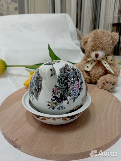 Блюдо сервировочное с крышкой