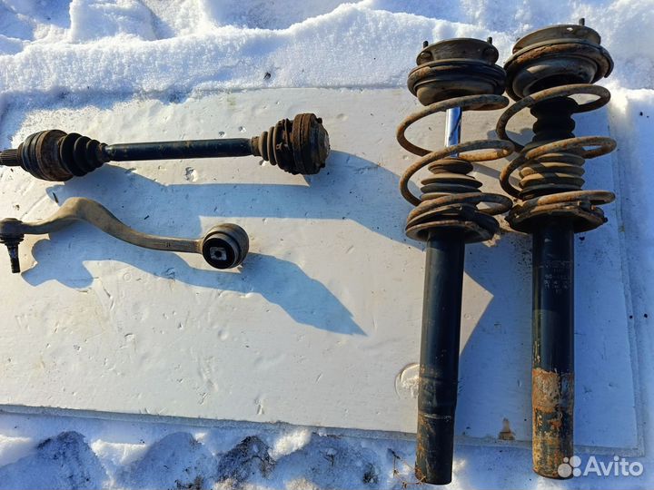 Передние локеры на бмв е 39 м