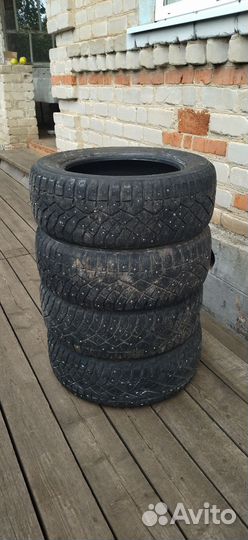 Nitto Therma Spike 195/60 R15