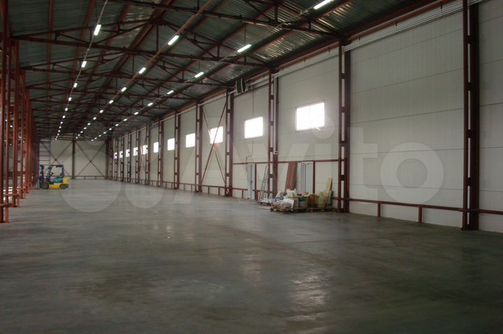 Склад, 1800 м²