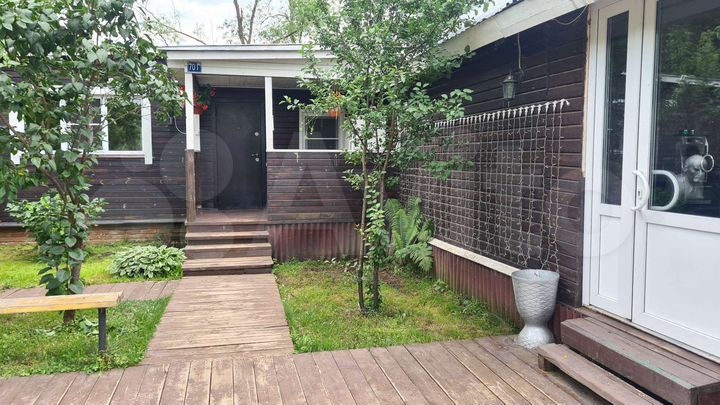 Дом 150 м² на участке 1,8 га