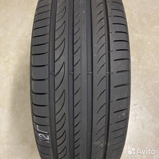 Pirelli Powergy 245/40 R19 98Y