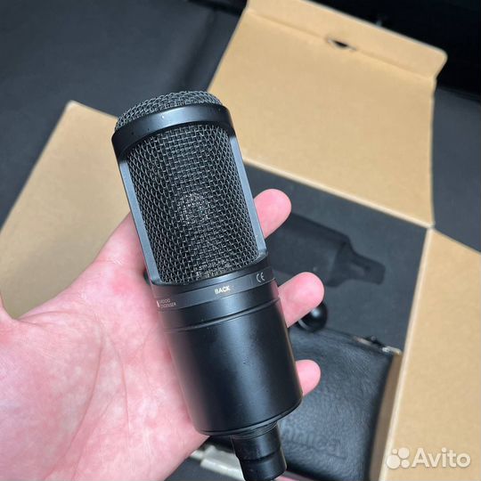 Микрофон Audio Technica AT 2020 XLR