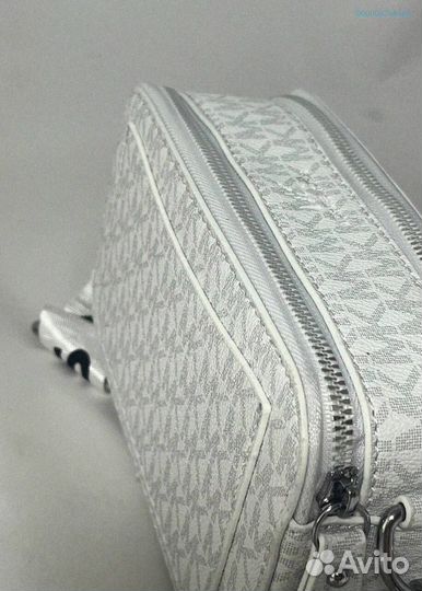 Сумка через плечо от Michael Kors: ваш стиль