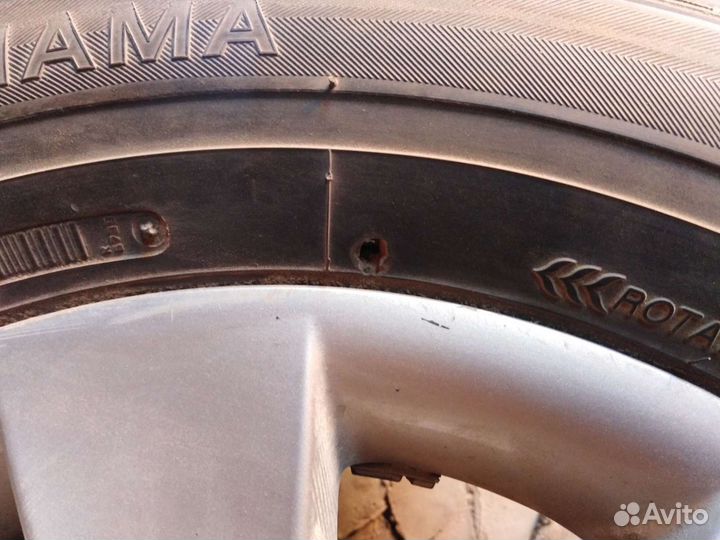 Yokohama 104ZR 225/60 R15