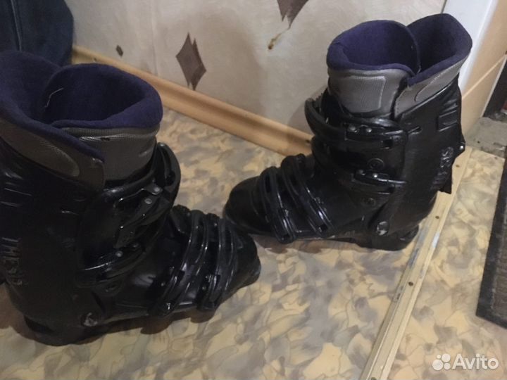 Горнолыжные ботинки