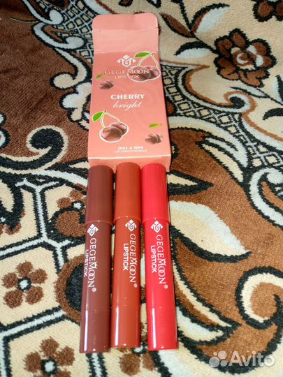 Помада карандаш