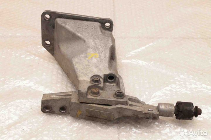 Кронштейн двигателя правый Infiniti EX35 QX50 J50