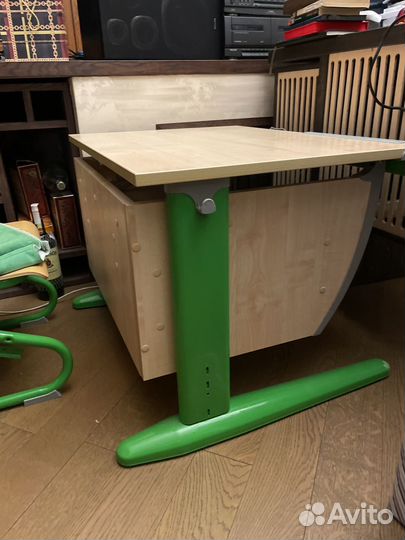 Растущая парта и стул бу