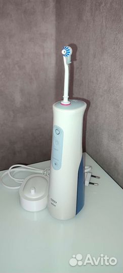 Ирригатор oral b