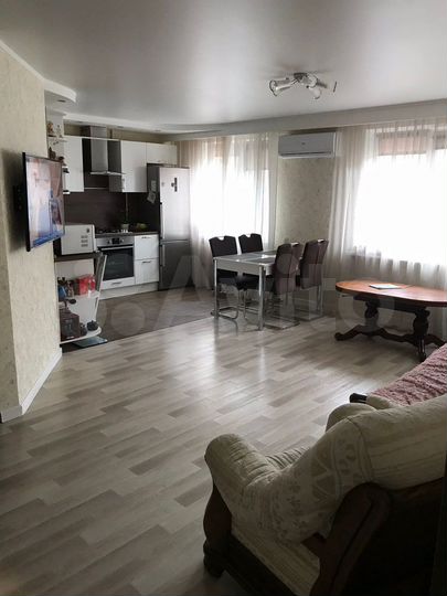 3-к. квартира, 68,3 м², 1/9 эт.