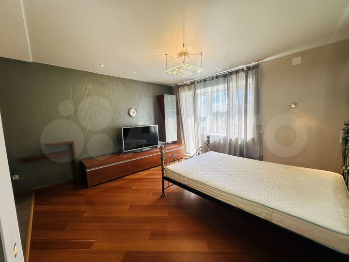 1-к. квартира, 30 м², 5/5 эт.