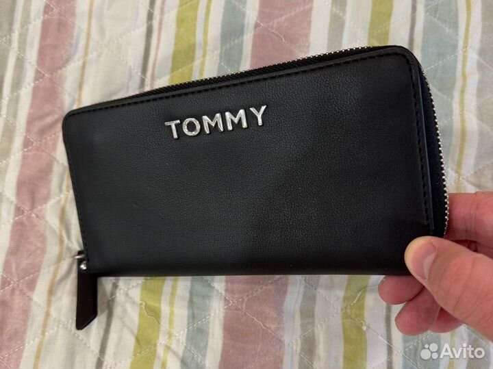 Кошелек Tommy Hilfiger