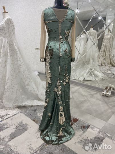 Вечернее платье