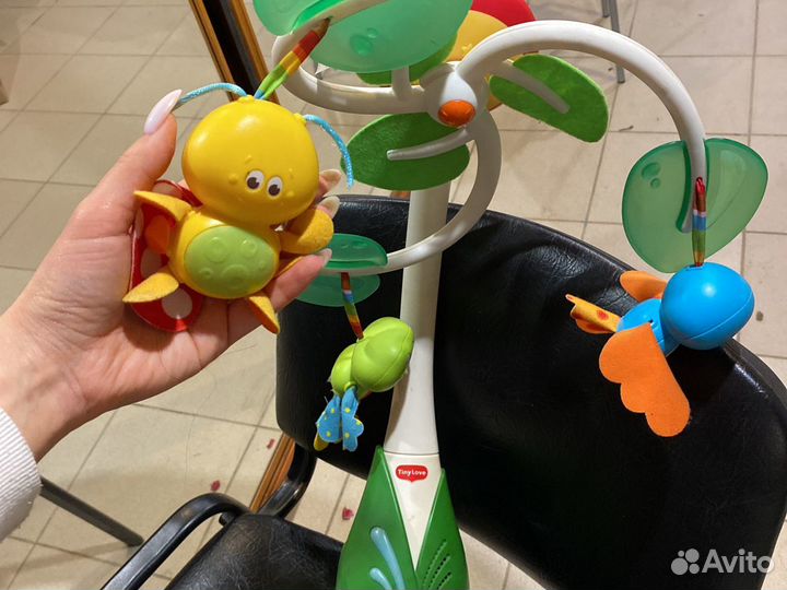 Мобиль Tiny Love лесное озеро