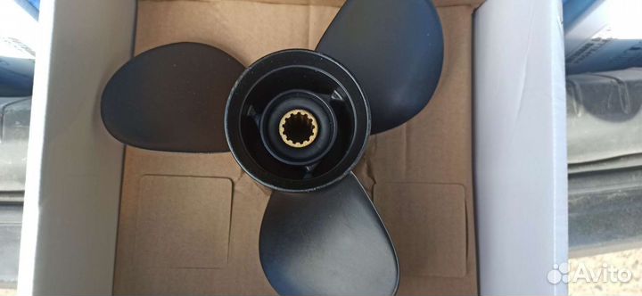 Гребной винт новый