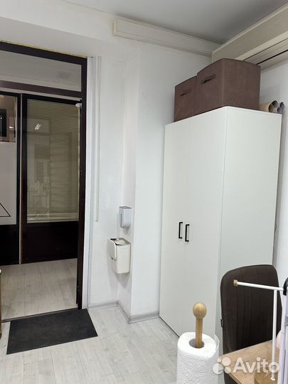 Шкаф белый распашной бу