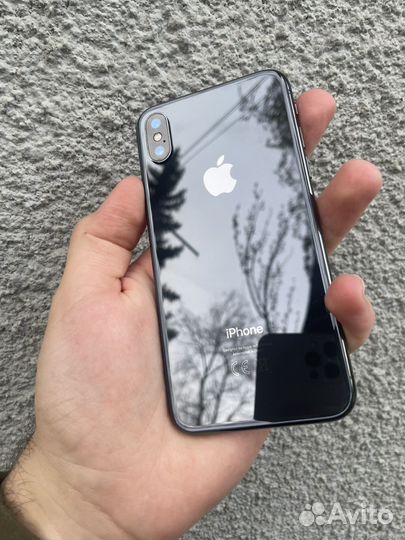 iPhone X, 64 ГБ