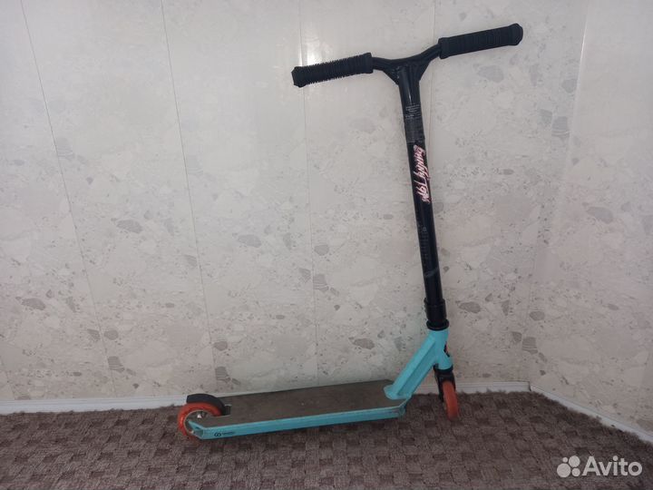 Продаю Самокат трюковой
