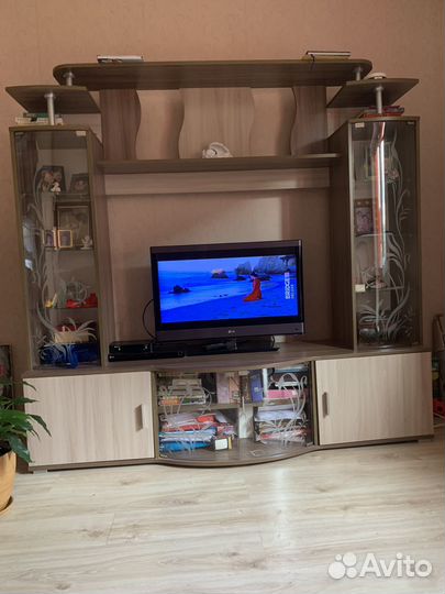 Стенка горка в гостиную бу