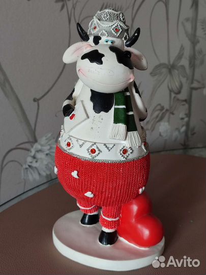 Статуэтки фигурки с сердечками