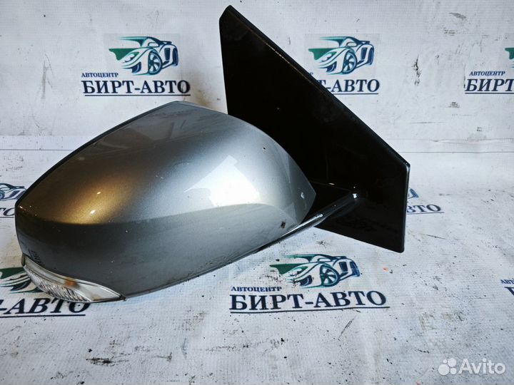 Зеркало правое электрическое Renault Megane III (2