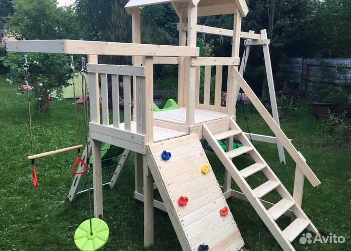 Детская игровая деревянная площадка
